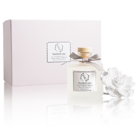 Pretty Valley Home Bluebell Rain Ceramic Flower Reed Diffuser Gift Set – 200ml Handmade Floral Home Fragrance, Perfect Gift for Her & Home Décor