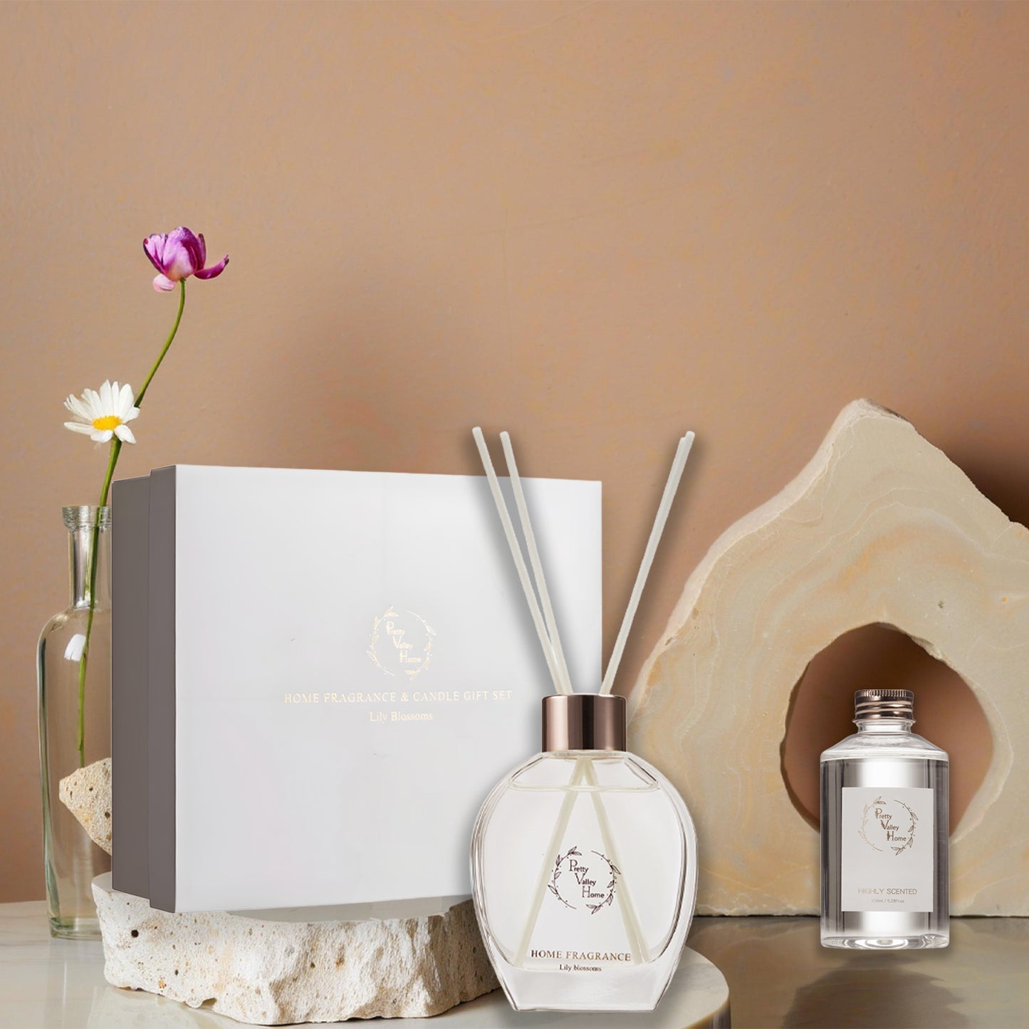 Pretty Valley Home Home Fragrance Diffuser Amber Allure & Candle Gift Box Set