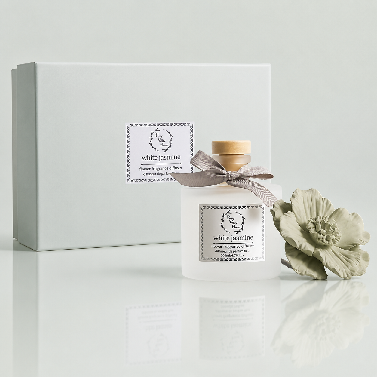 Pretty Valley Home Light Green Ceramic Flower Diffuser Gift Set – White Jasmine Scent, 200ml Handmade Home Fragrance & Elegant Gift for Her